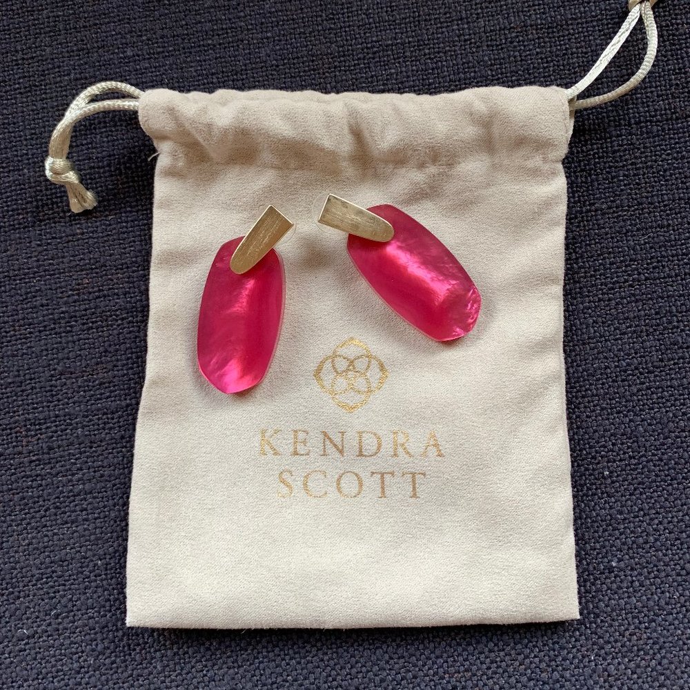 Kendra Scott Aragon Drop Earrings in berry and gold
